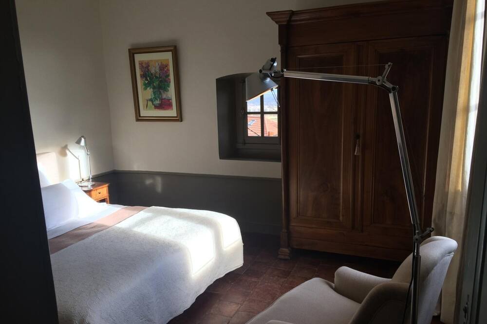 Photo of Bedroom in Ambierle