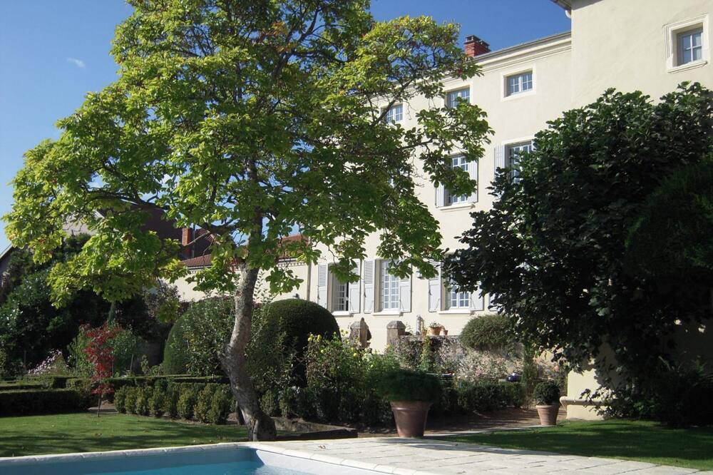 Photo of Outdoor in Ambierle