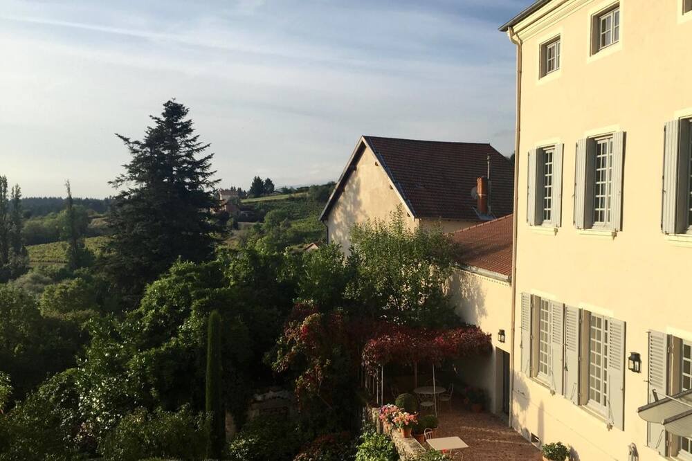 Photo of Outdoor in Ambierle
