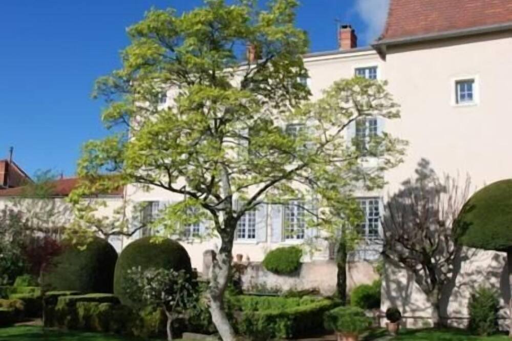 Photo of Outdoor in Ambierle