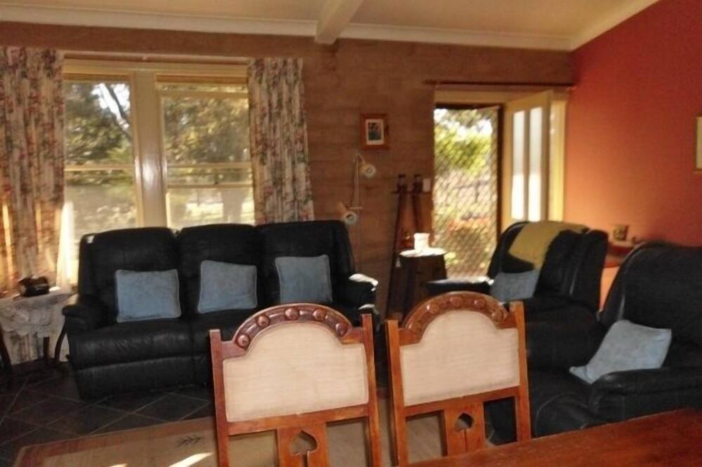 Photo of Livingroom in Ulamambri