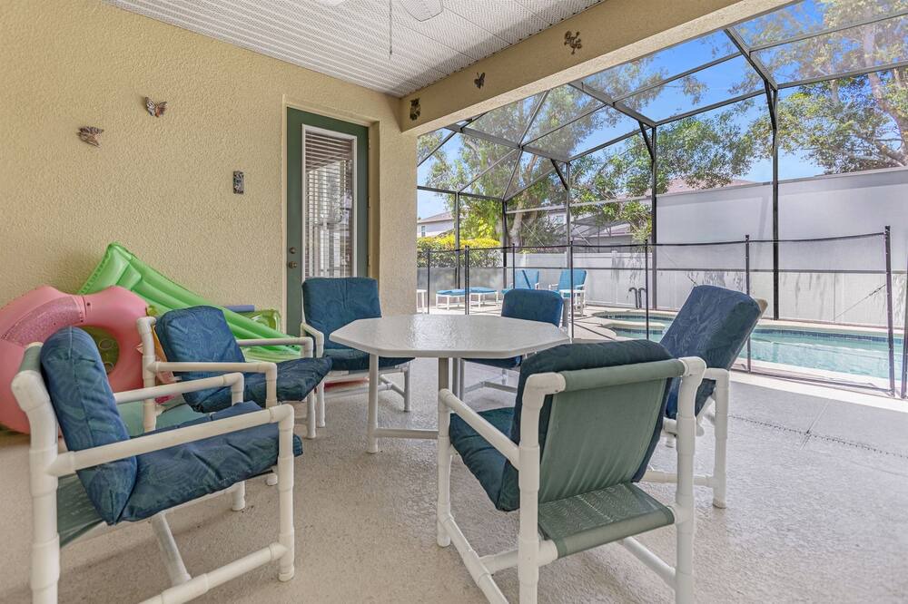 Photo of Patio Balcony in Seasons