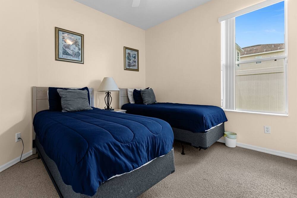 Photo of Bedroom in Seasons
