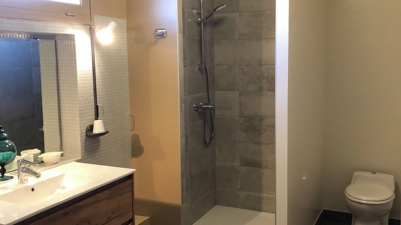 Photo of Bathroom in Salbris