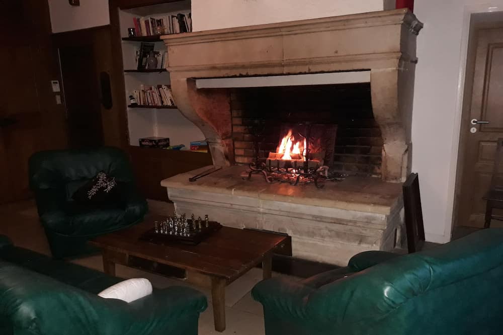 Photo of Livingroom in Menil-la-Horgne