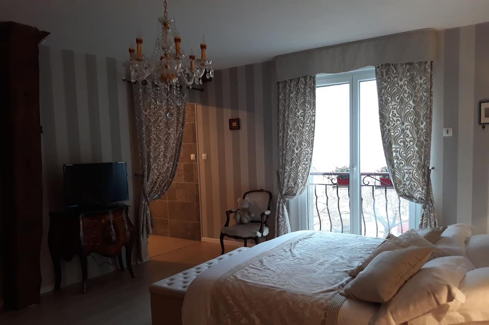 Photo of Bedroom in Menil-la-Horgne