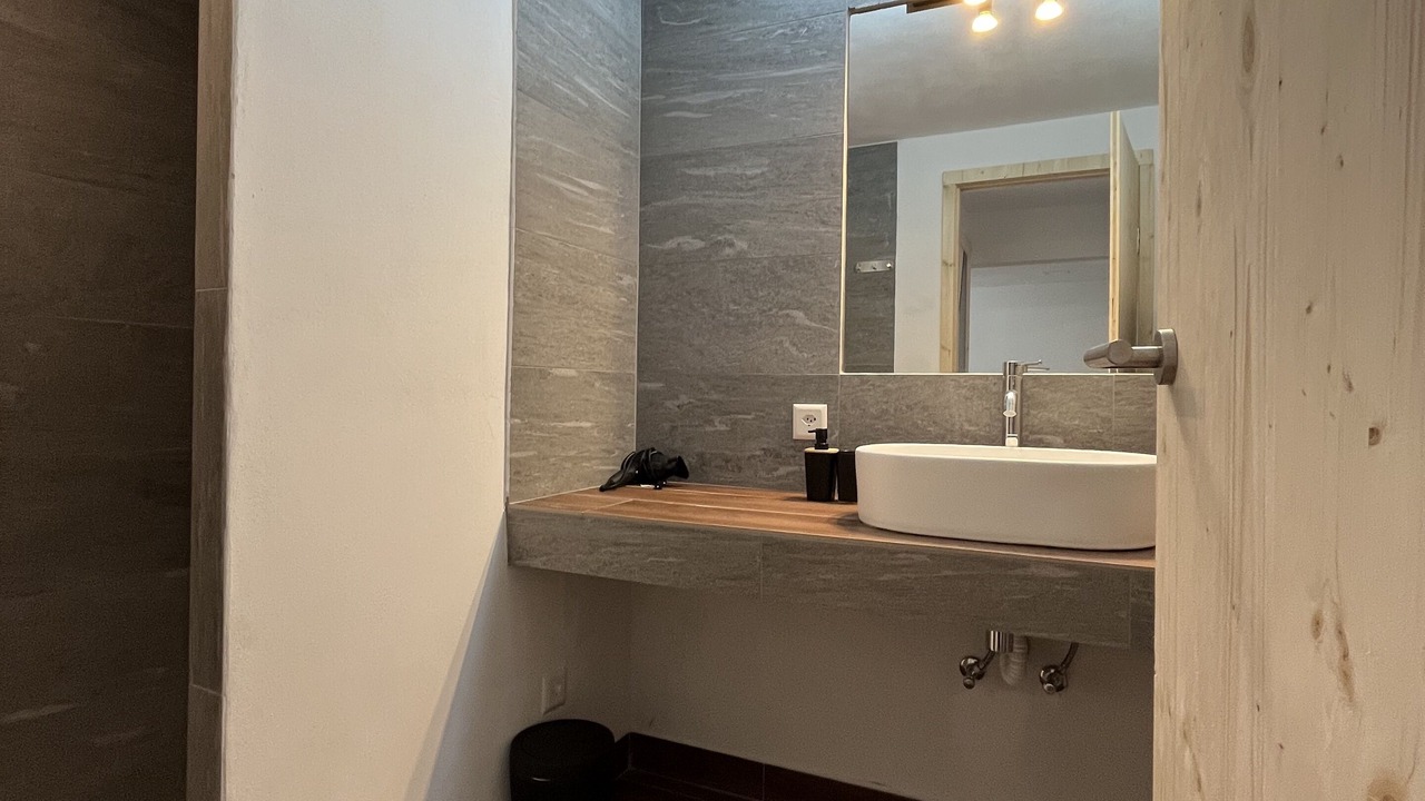 Photo of Bedroom in Tujetsch