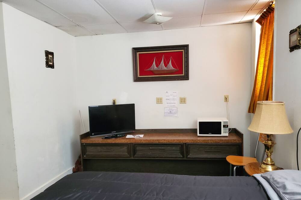 Photo of Bedroom in Dighton