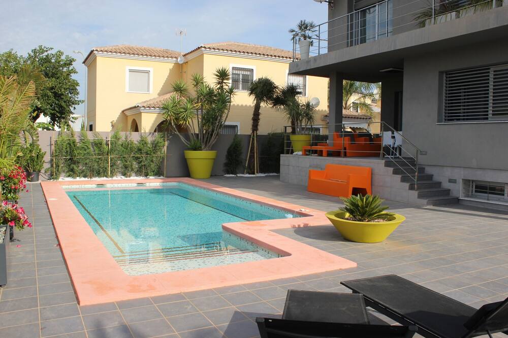 Photo of Others in Vergel