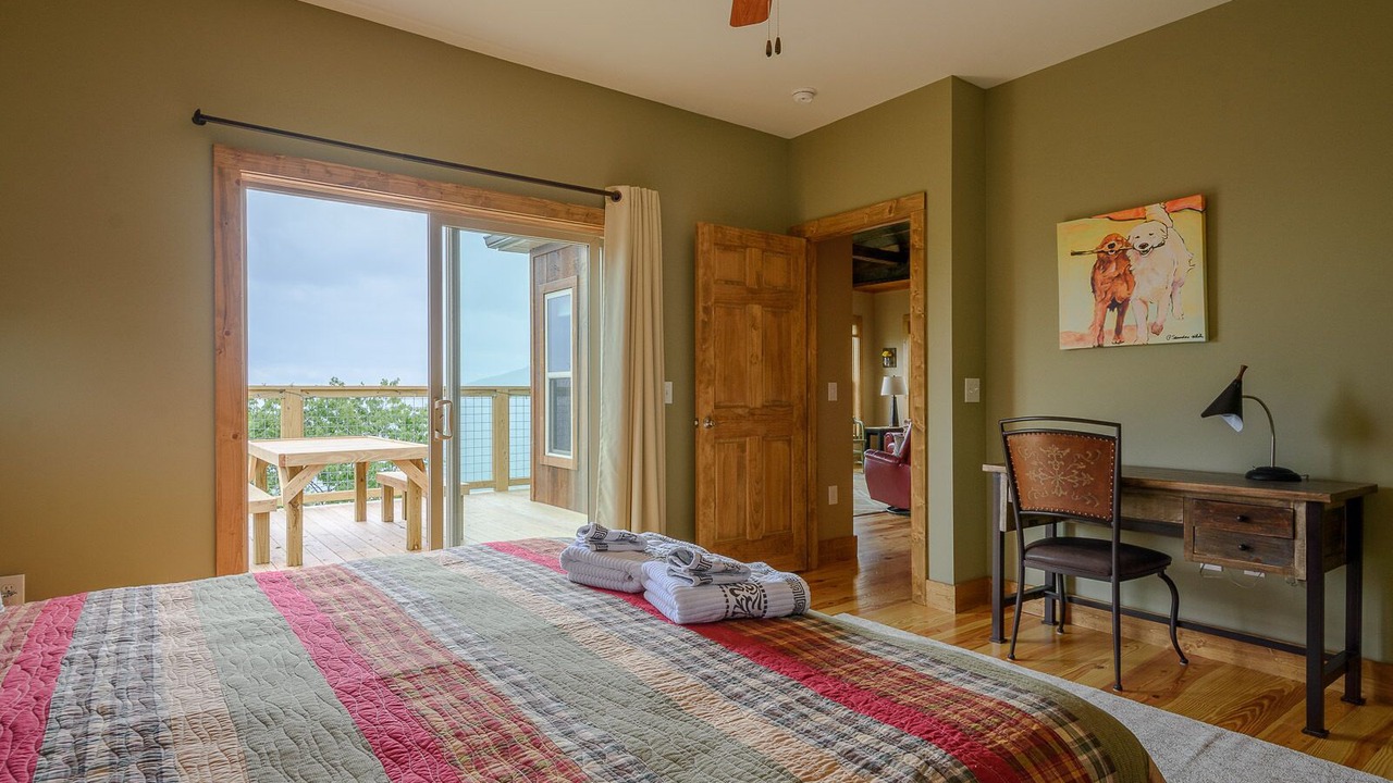 Photo of Others in Seven Devils