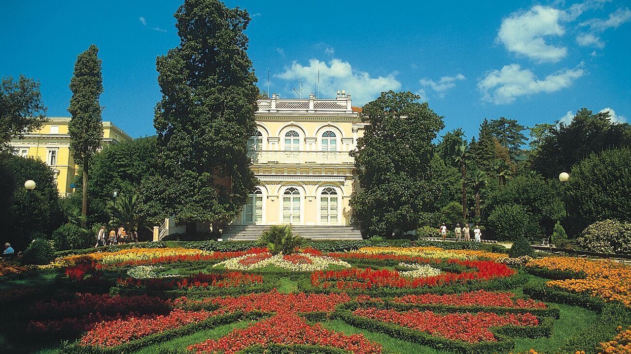 Photo of Outdoor in Pobri