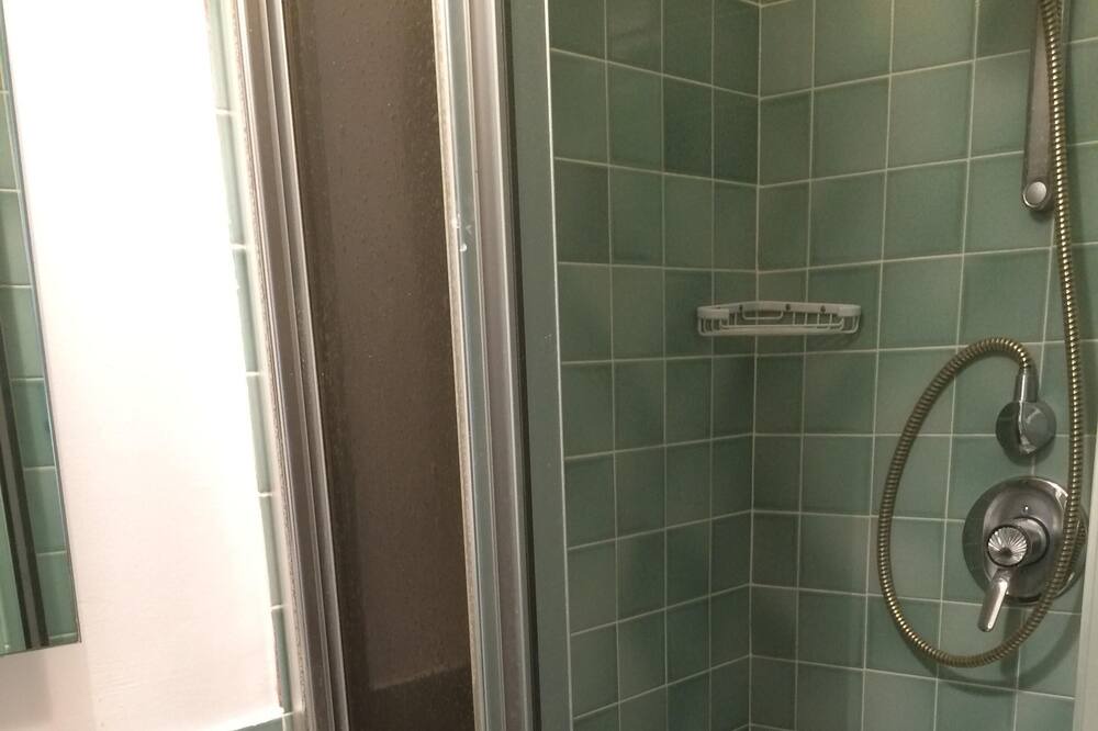 Photo of Bathroom in Sainte-Maxime City Centre