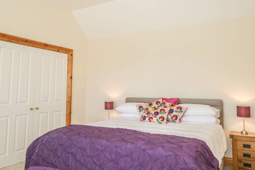 Photo of Others in Elgin