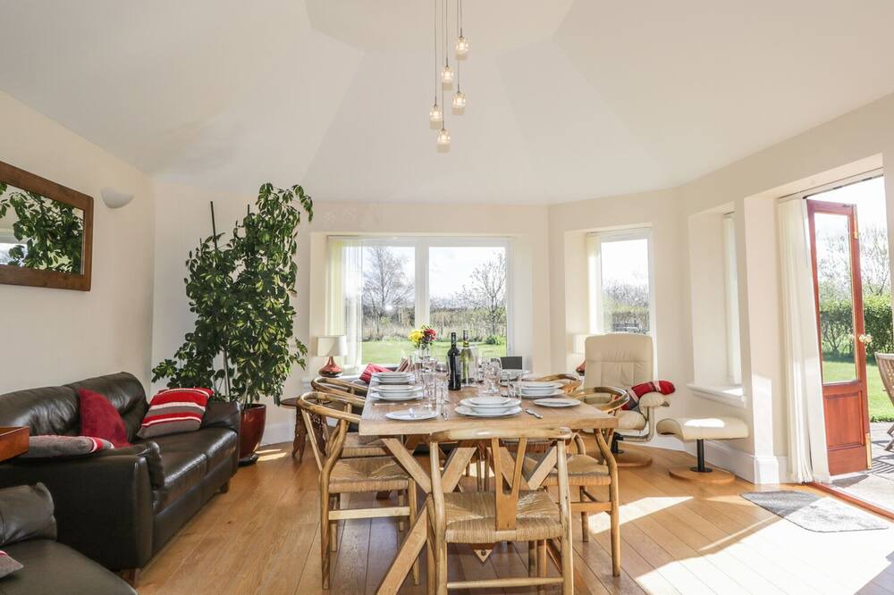 Photo of Others in Elgin