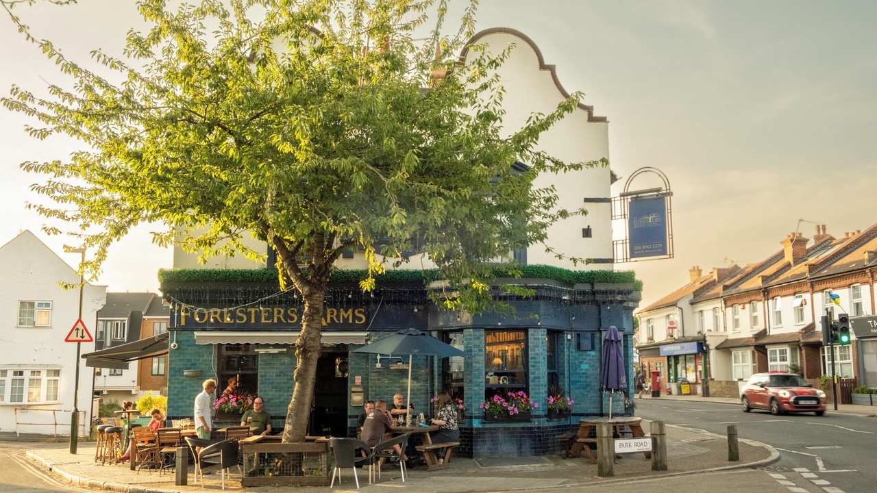 Photo of Outdoor in Hampton Wick