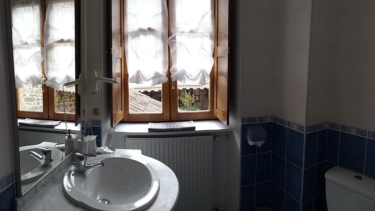 Photo of Bathroom in Peyreleau