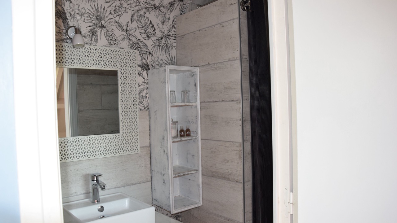 Photo of Bathroom in Cayeux-sur-Mer