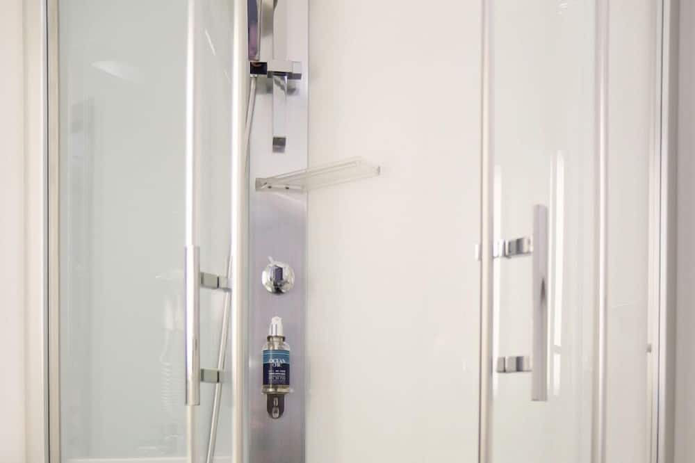 Photo of Bathroom in Bruguieres