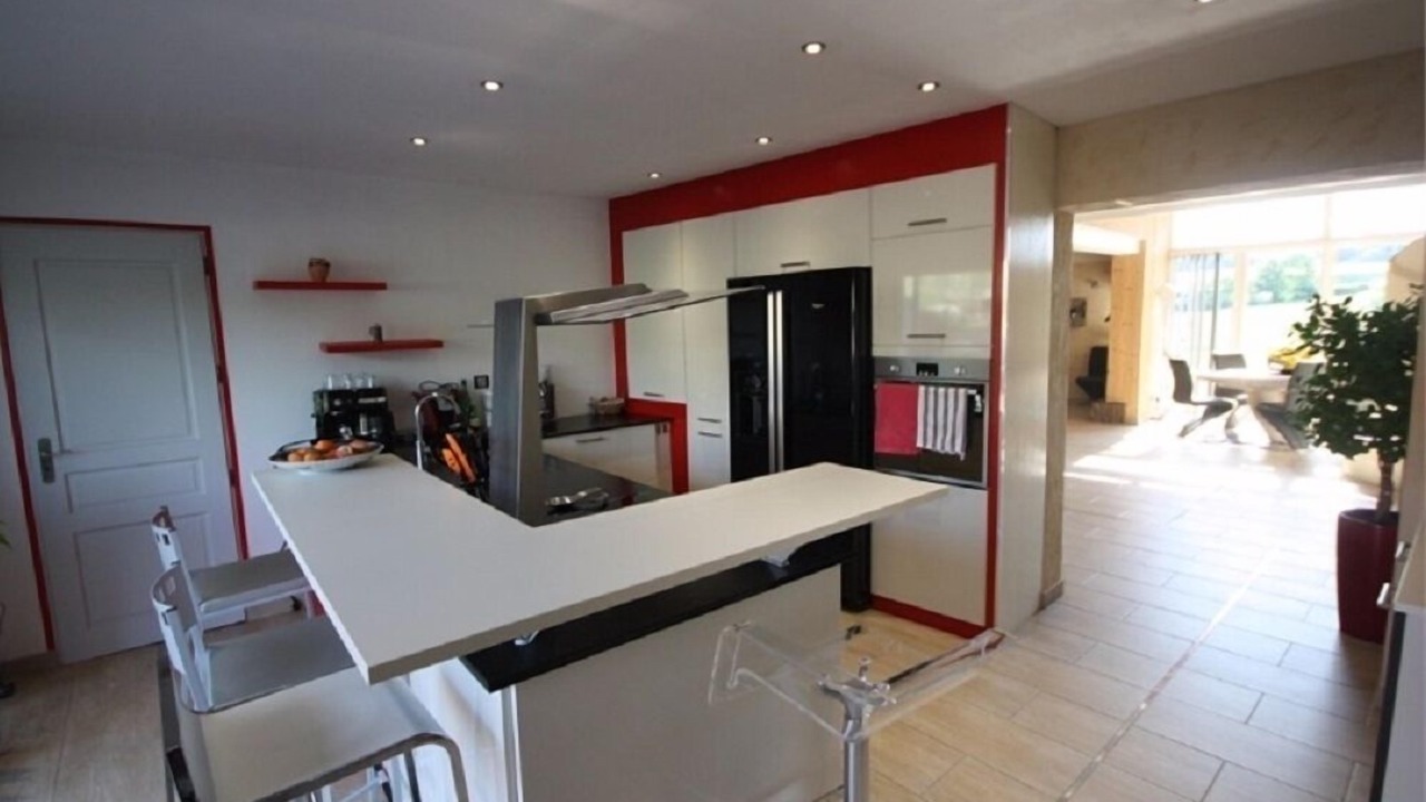 Photo of Others in Aranc