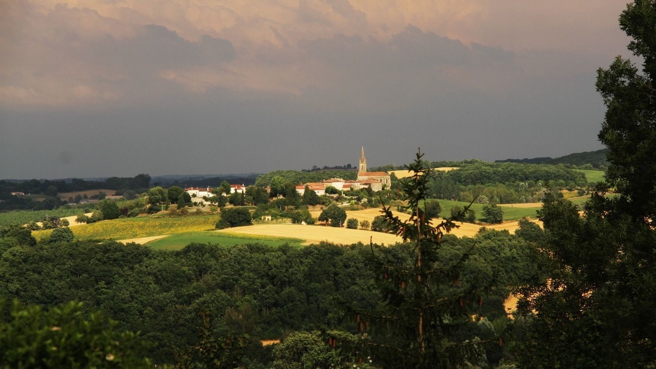 Photo of Others in Caussens