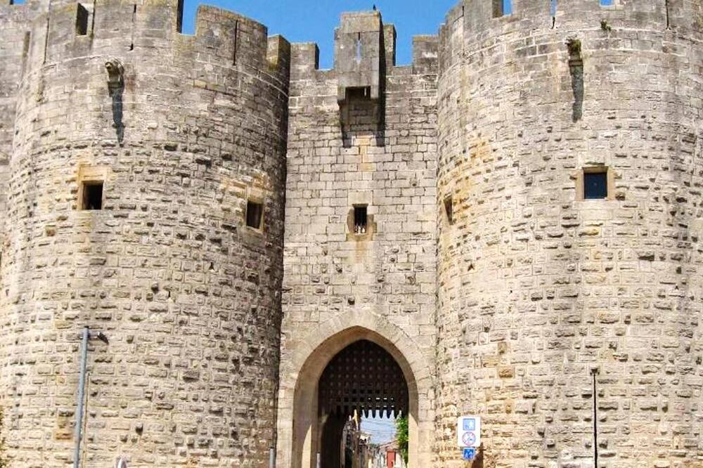 Photo of Others in Aigues-Mortes
