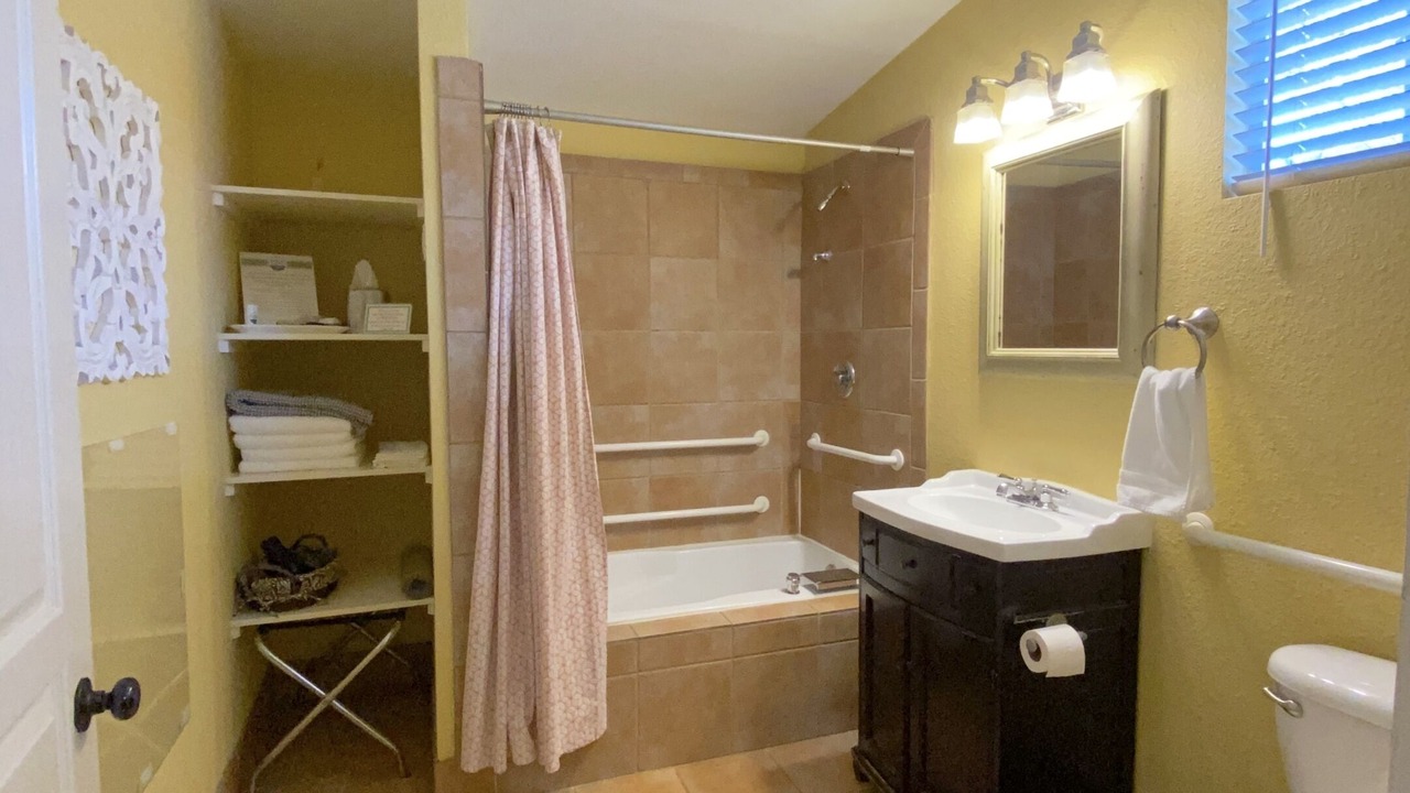 Photo of Bathroom in New Braunfels