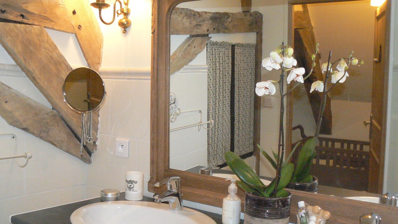 Photo of Bathroom in Saint-Martin-sur-Ecaillon