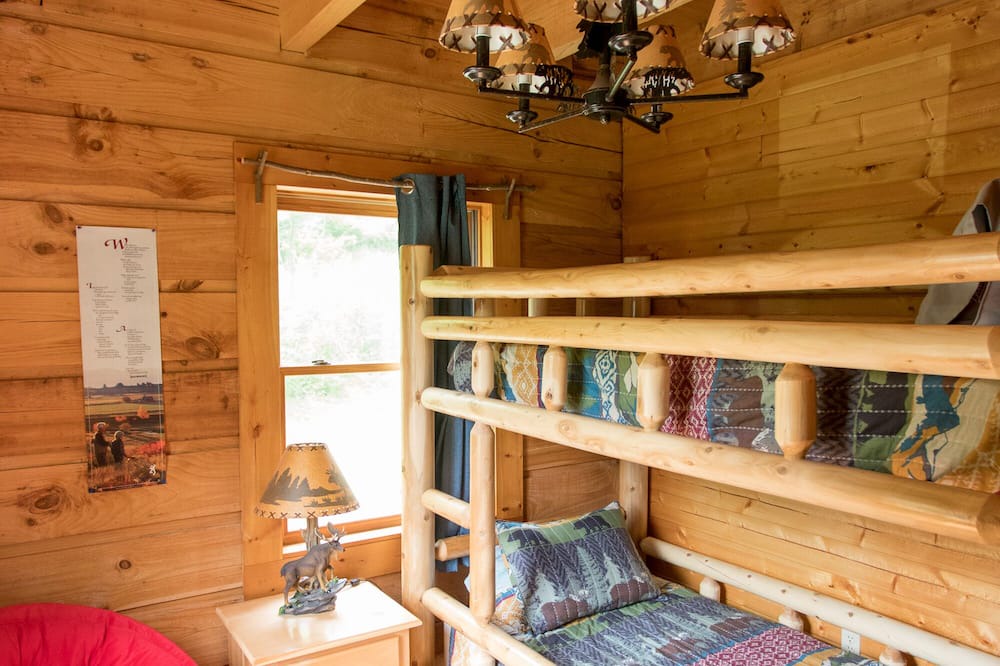 Photo of Bedroom in Mouth of Wilson