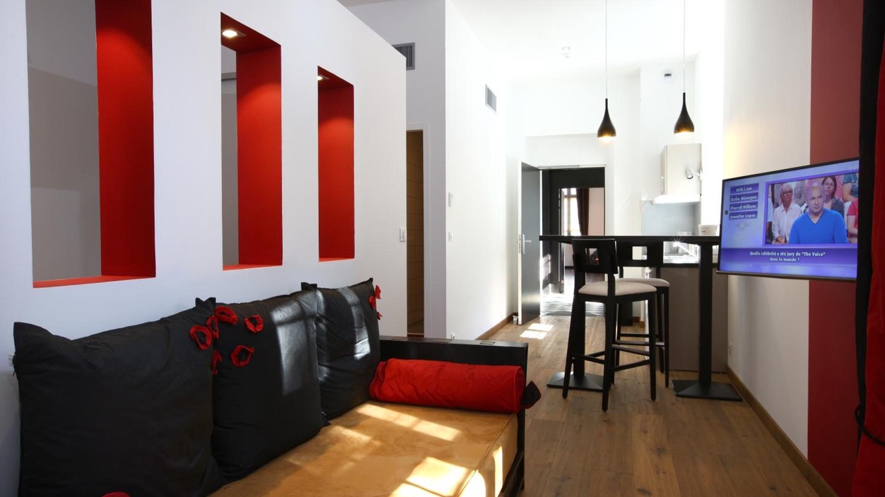 Photo of Others in Oeyreluy