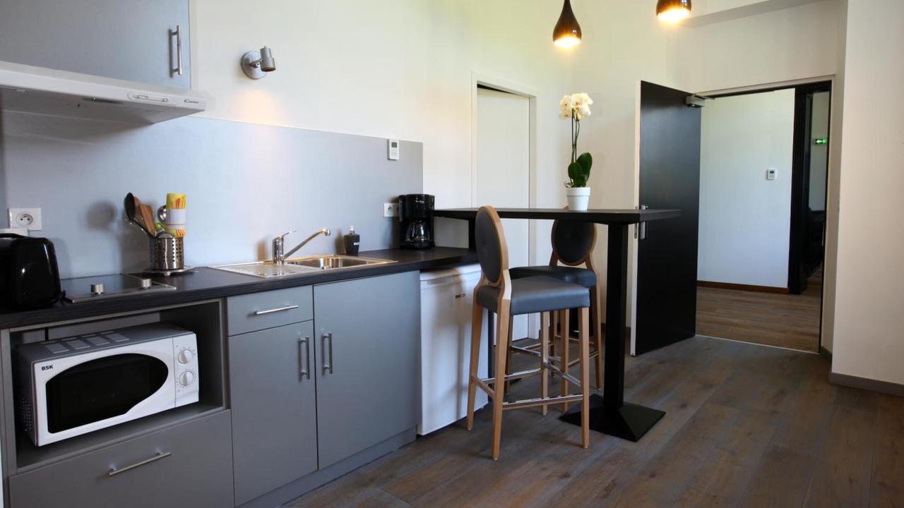 Photo of Others in Oeyreluy