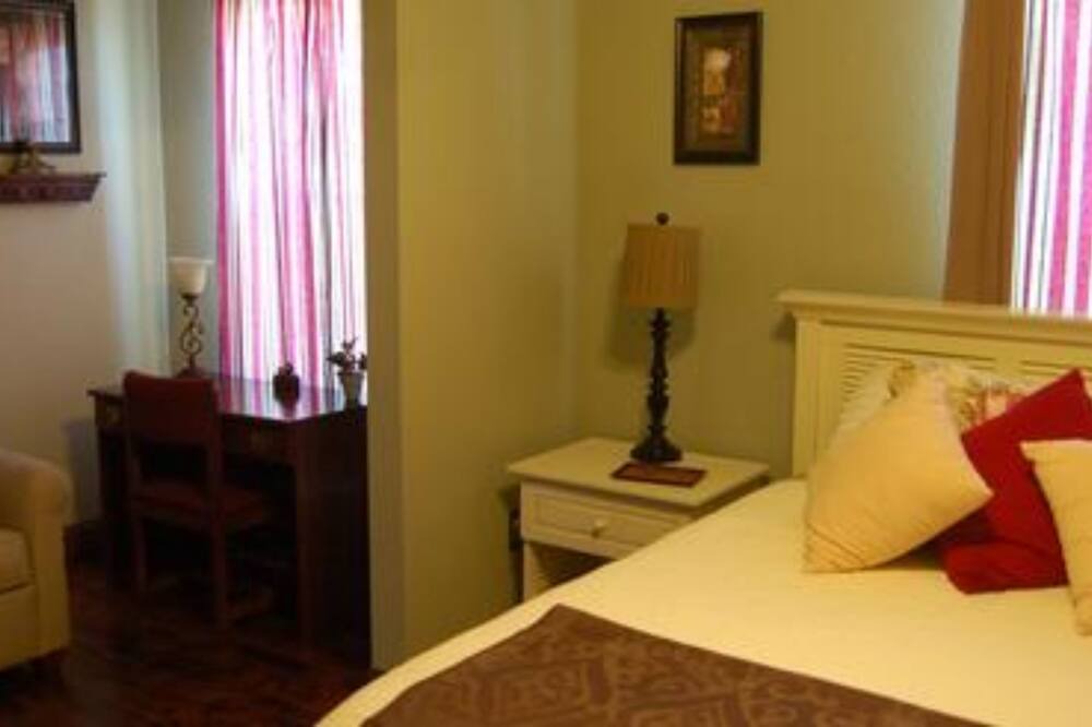 Photo of Bedroom in Buras-Triumph