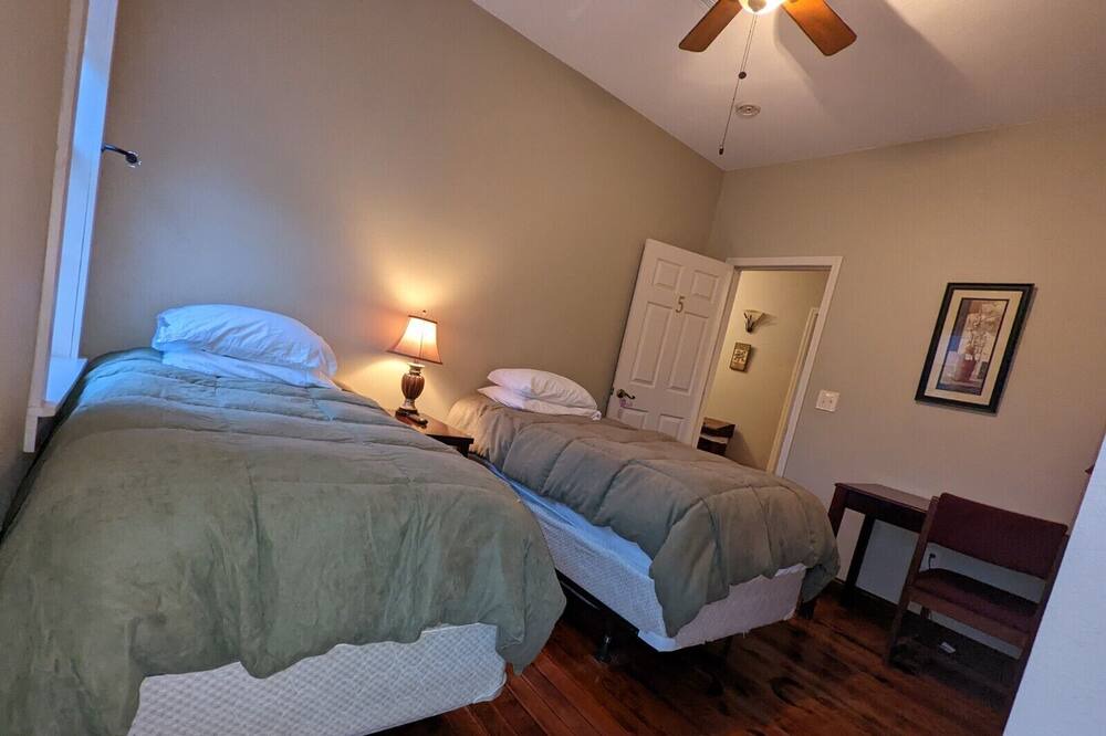 Photo of Bedroom in Buras-Triumph