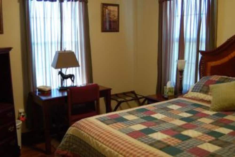 Photo of Bedroom in Buras-Triumph