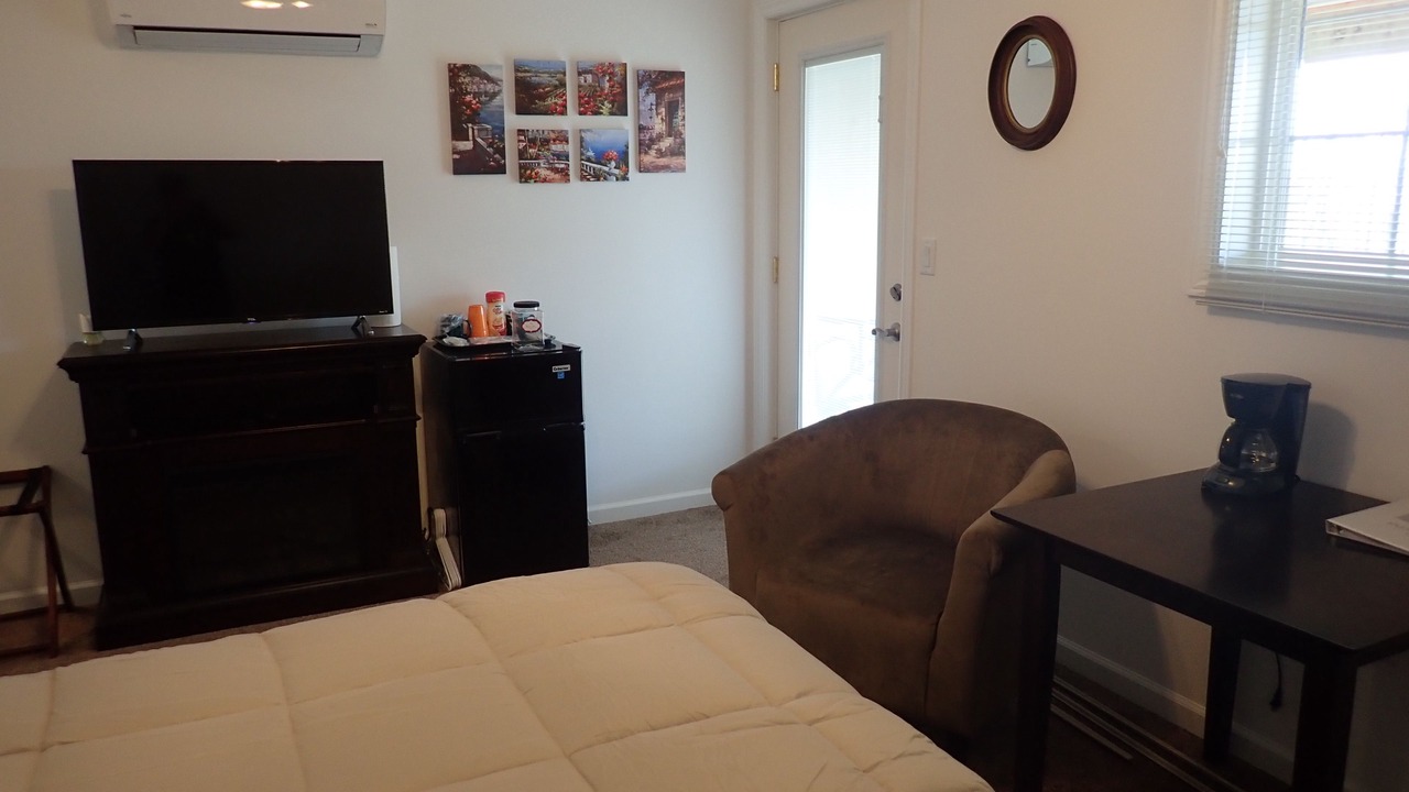 Photo of Bedroom in Lyons