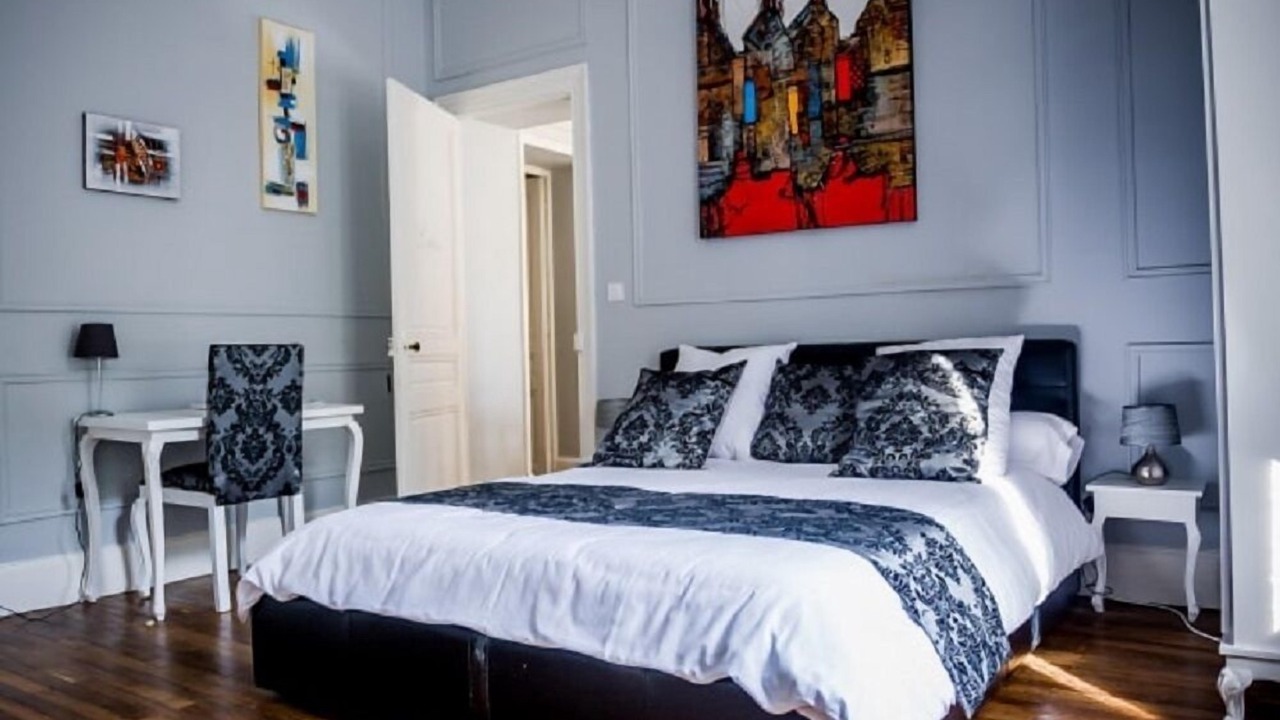 Photo of Bedroom in Vendeuvre-du-Poitou