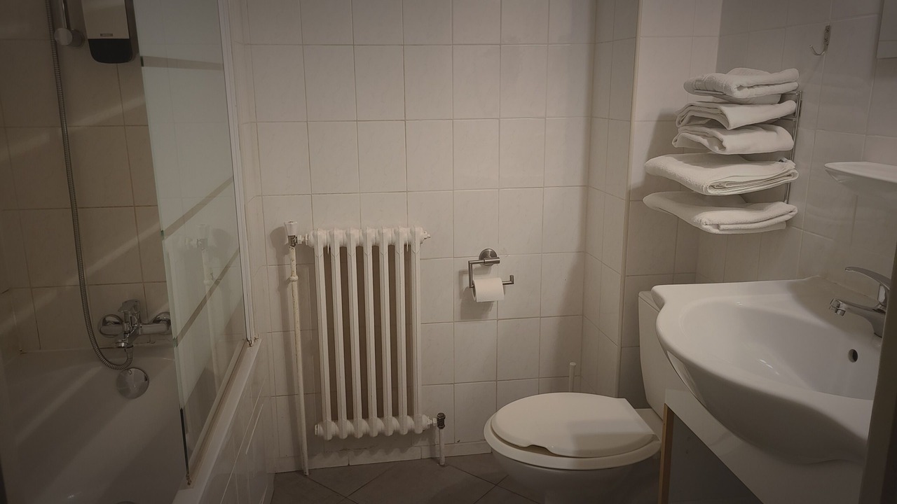 Photo of Bedroom in LʼArgentiere-la-Bessee
