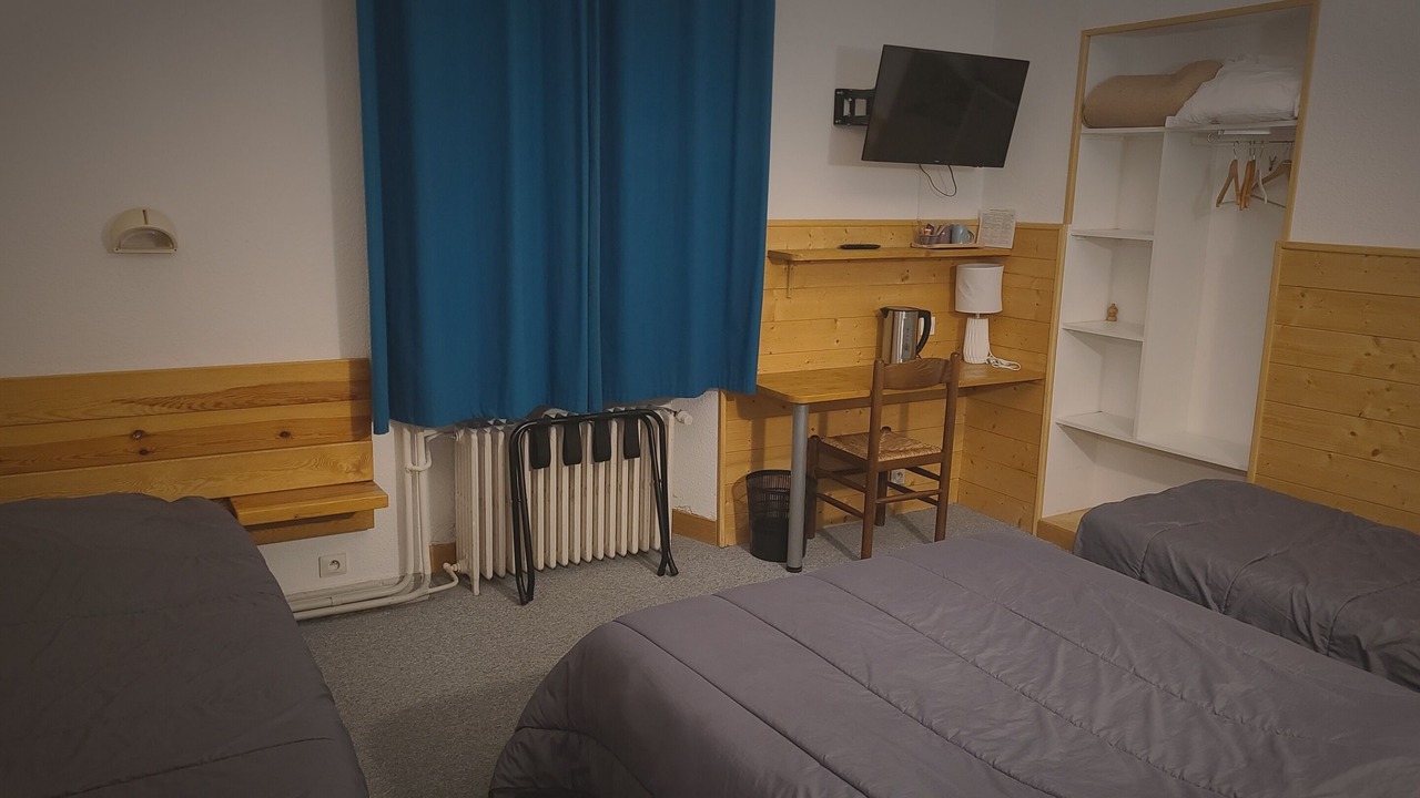 Photo of Bedroom in LʼArgentiere-la-Bessee