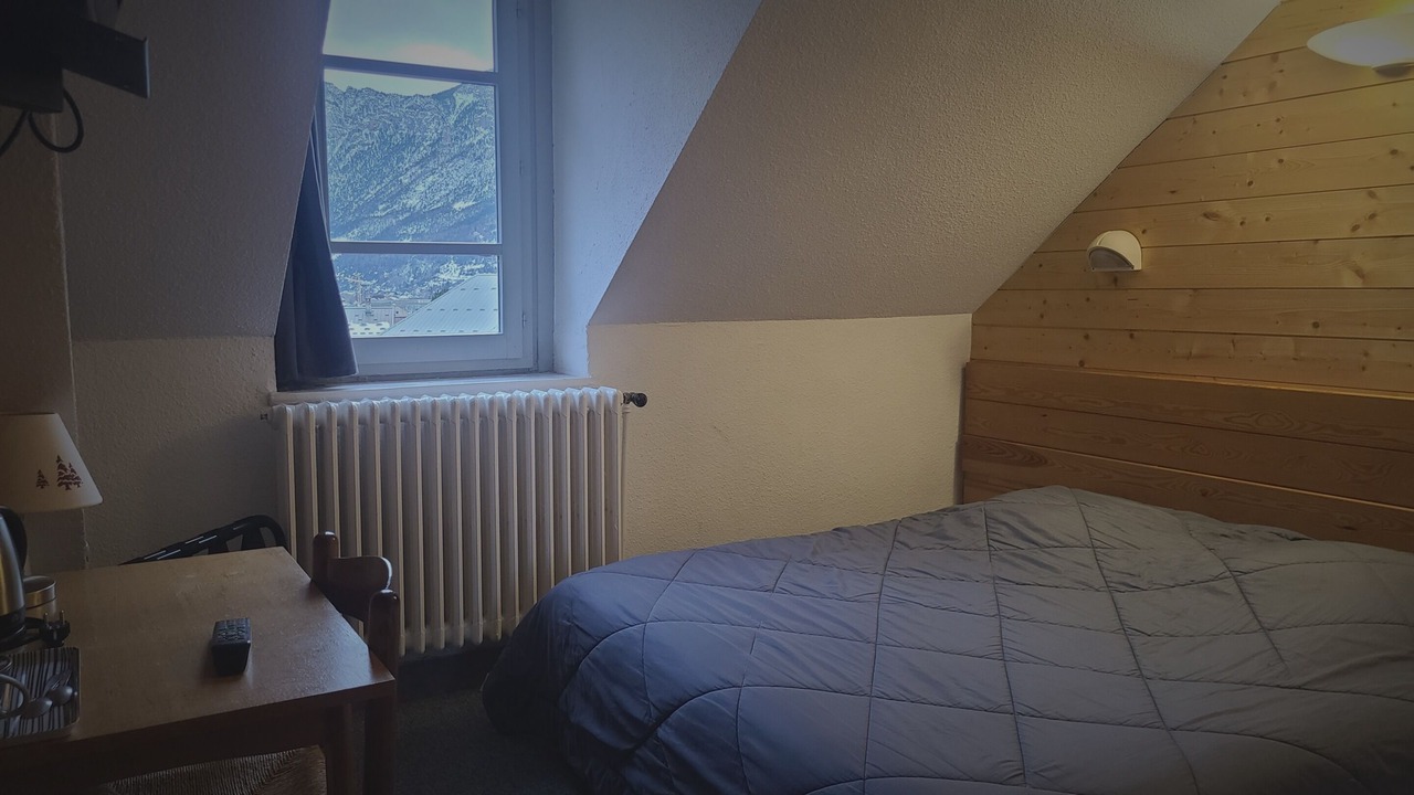 Photo of Bedroom in LʼArgentiere-la-Bessee