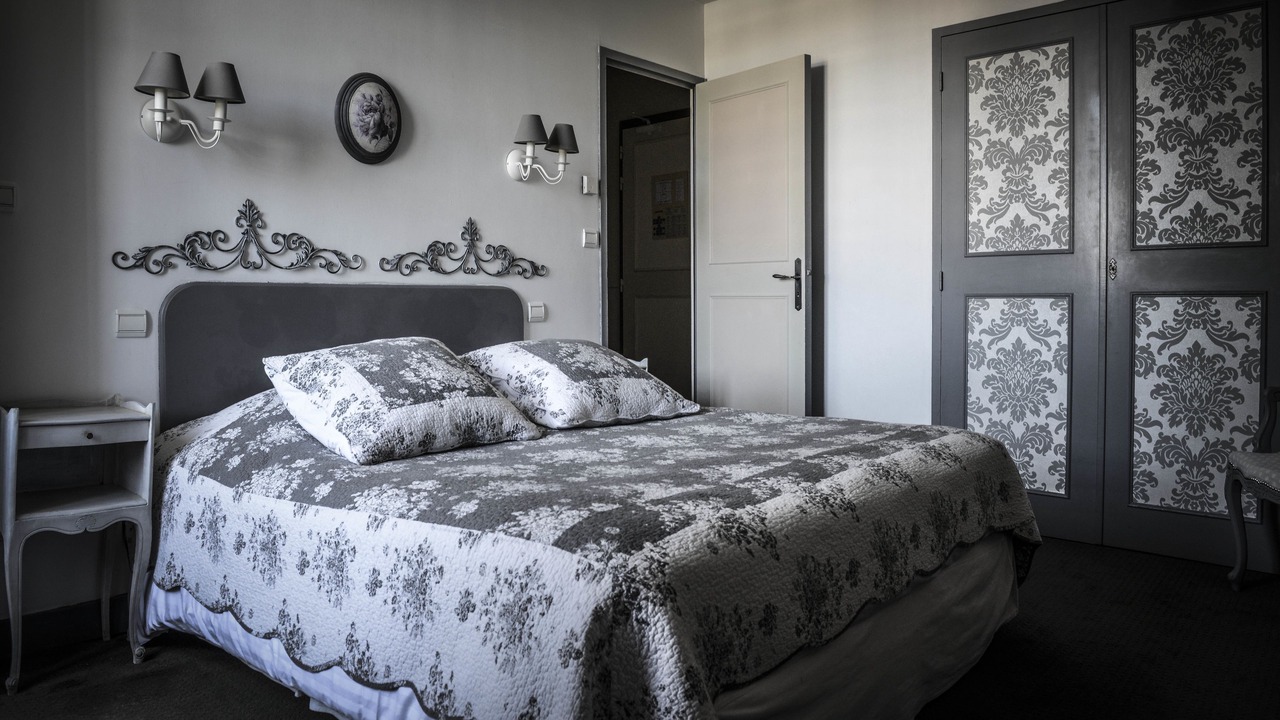 Photo of Bedroom in Bourdeilles