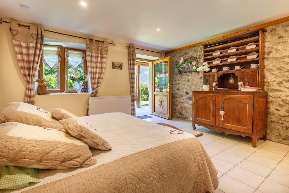 Photo of Bedroom in Sainte-Helene-sur-Isere