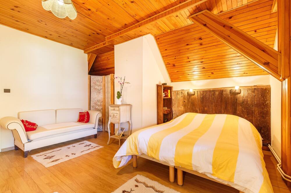 Photo of Bedroom in Sainte-Helene-sur-Isere