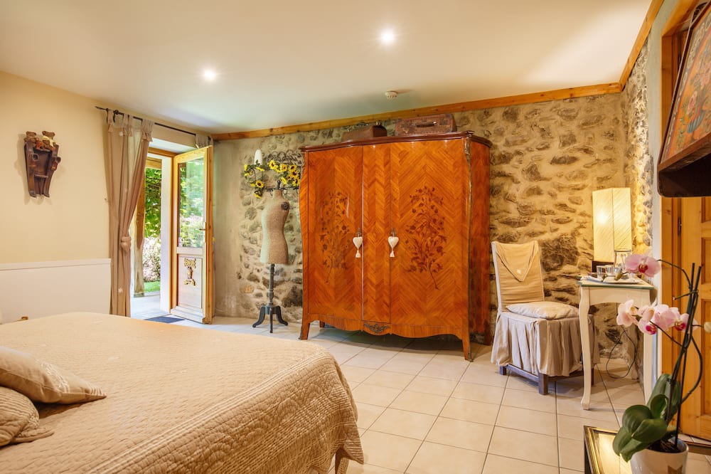 Photo of Bedroom in Sainte-Helene-sur-Isere