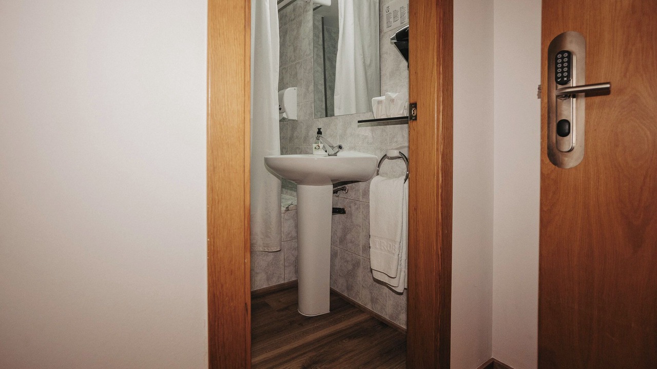 Photo of Bathroom in Ripoll