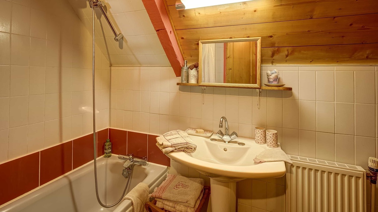 Photo of Bedroom in Plougonven