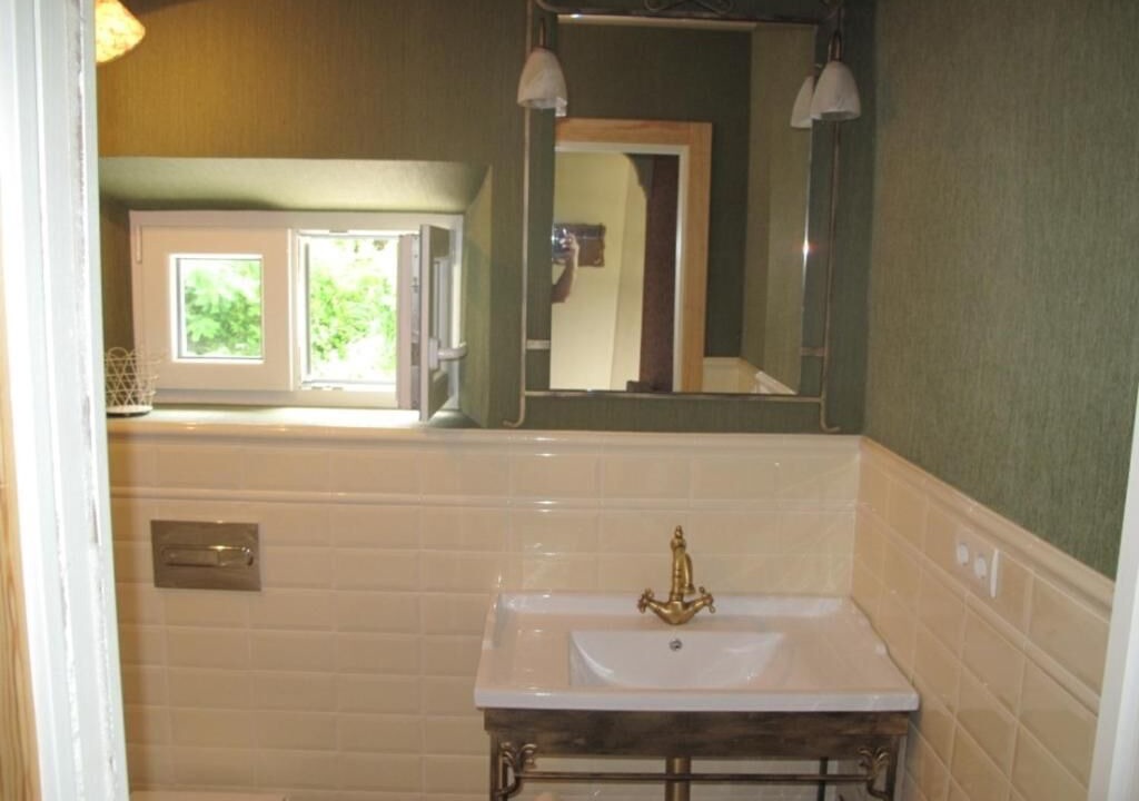 Photo of Bathroom in Mendexa