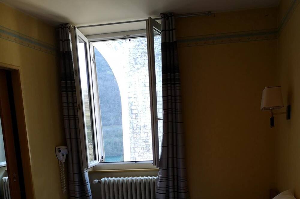 Photo of Bedroom in Saint-Nazaire-en-Royans