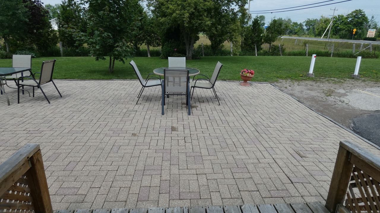 Photo of Patio Balcony in Colpoys Bay