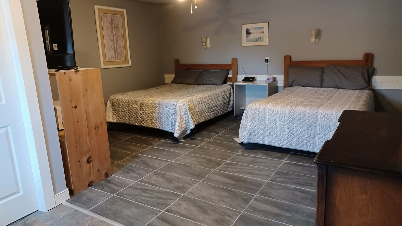 Photo of Bedroom in Colpoys Bay