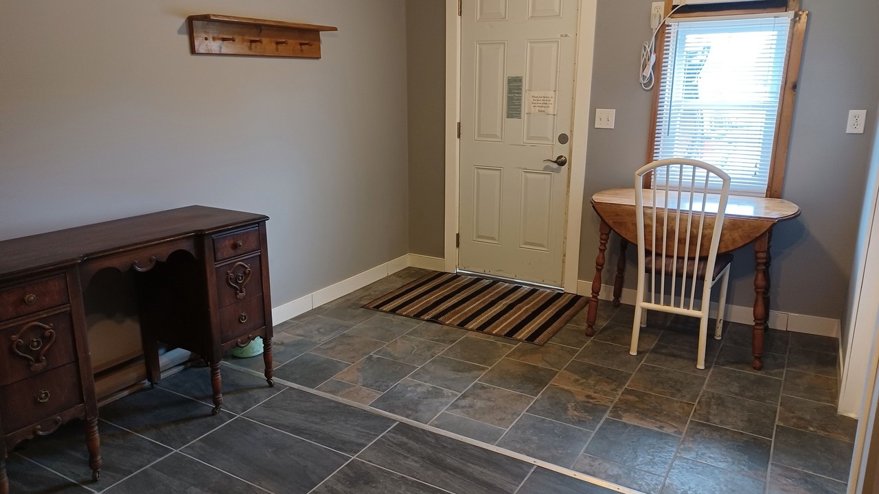 Photo of Bedroom in Colpoys Bay