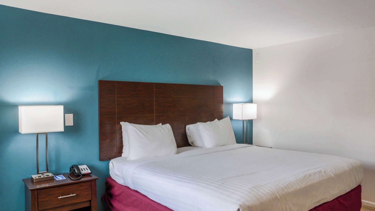 Photo of Bedroom in Milford